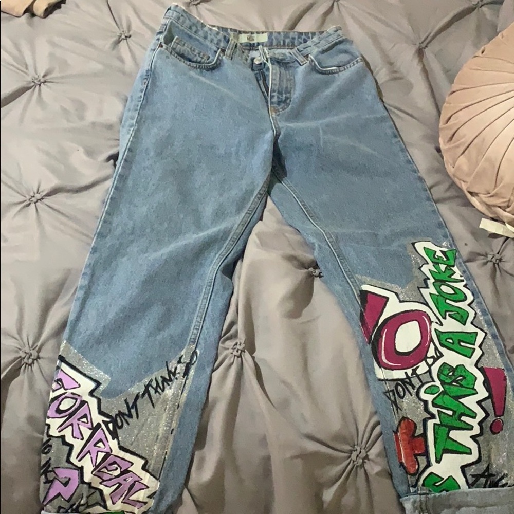 Jeans